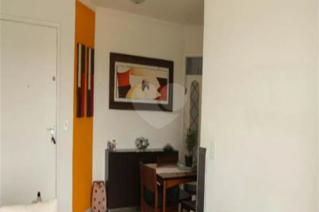 Apartamento à venda com 2 quartos em Vila Liviero, São Paulo, SP