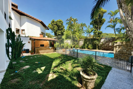 Casa à venda com 5 quartos, sendo 4 suítes, em Parque dos Príncipes, São Paulo, SP