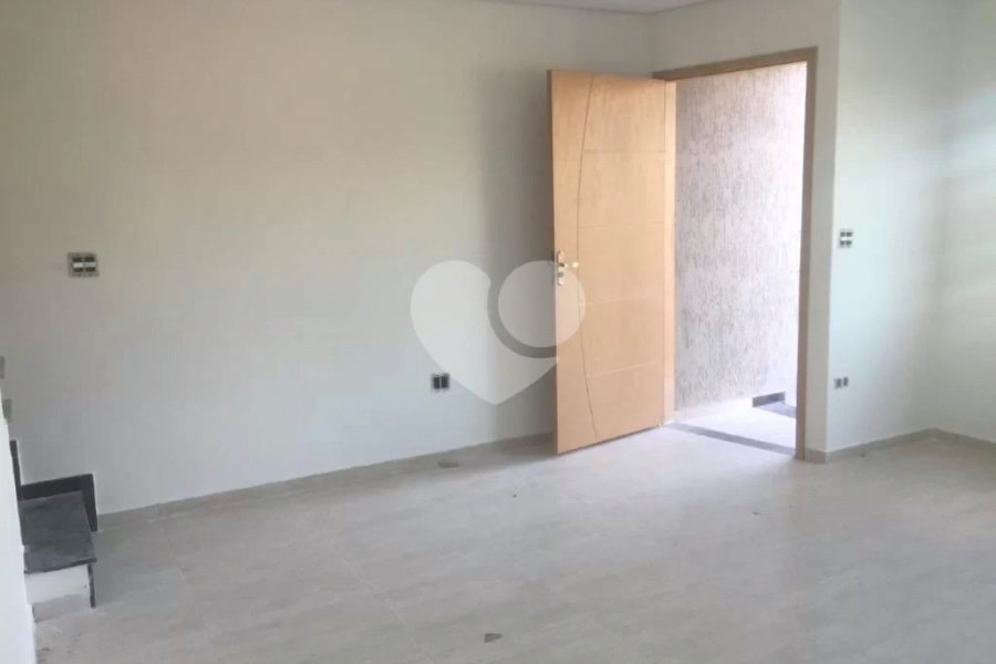 Sobrado à venda com 3 suítes em Vila Mazzei, São Paulo, SP