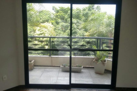 Apartamento à venda com 3 suítes em Jardim da Saúde, São Paulo, SP