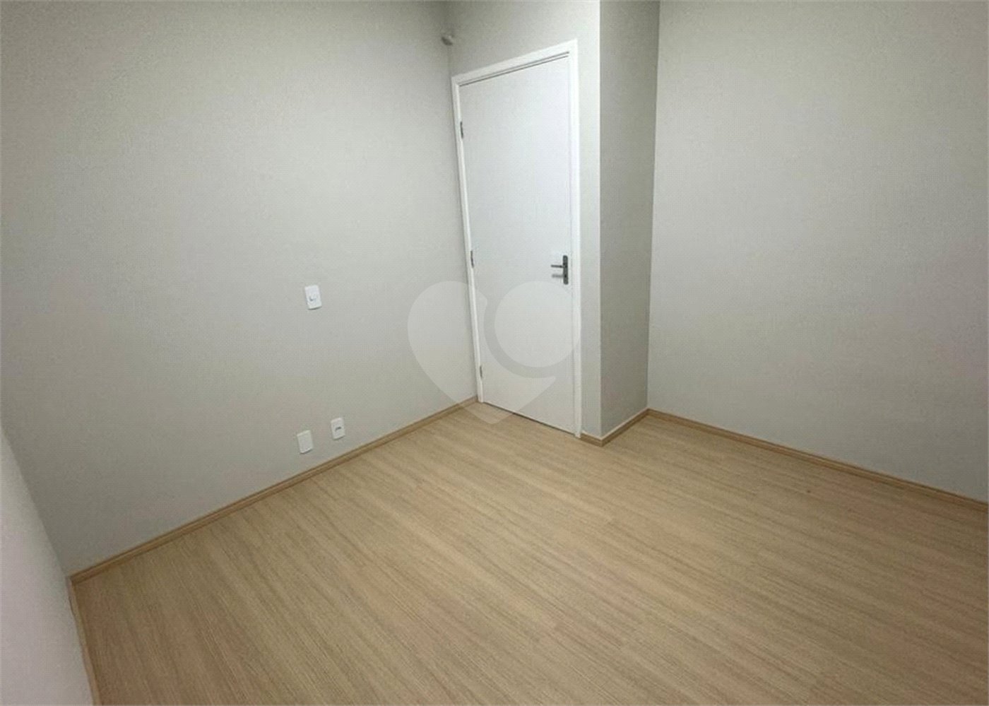 Apartamento à venda com 3 quartos em Jardim Santa Rosália, Sorocaba, SP