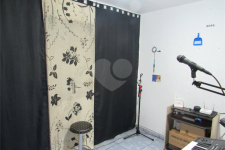 Sobrado à venda com 1 quarto, sendo 2 suítes, em Jardim das Oliveiras, São Paulo, SP