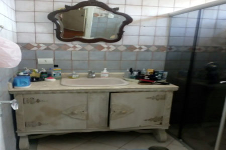 Casa à venda com 3 quartos, sendo 1 suíte, em Butantã, São Paulo, SP