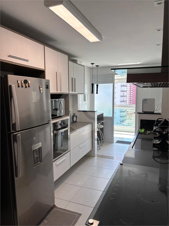 Apartamento à venda com 3 quartos, sendo 1 suíte, em Canto do Forte, Praia Grande, SP