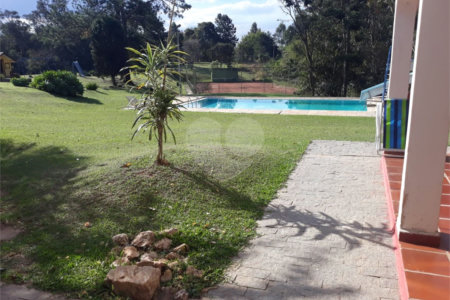 Sítio à venda com 5 quartos, sendo 3 suítes,  em Planalto Verde, São Roque, SP