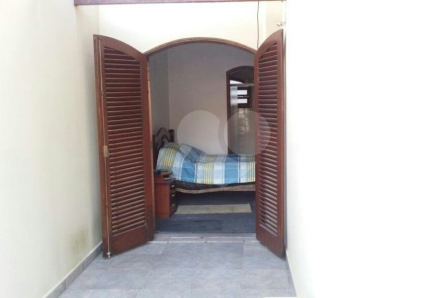 Casa Térrea à venda com 4 quartos, sendo 1 suíte, em Jardim Floresta, São Paulo, SP