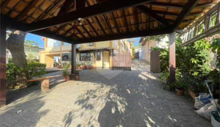 Casa em condomínio à venda com 4 suítes em Albatroz, Armação dos Búzios, RJ