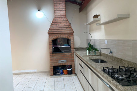 Casa à venda com 3 quartos, sendo 1 suíte, em Residencial Bosque dos Ipês, São José dos Campos, SP