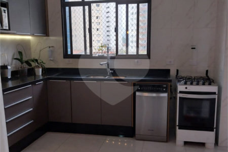 Apartamento à venda com 4 quartos, sendo 1 suíte,  em Vila Ipojuca, São Paulo, SP