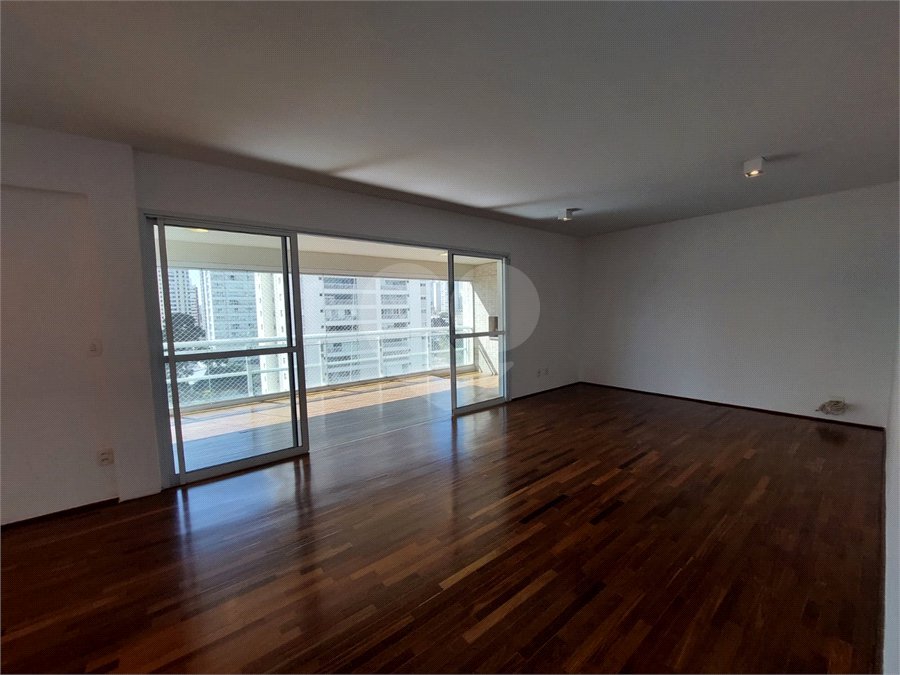 Apartamento à venda com 3 suítes em Vila Leopoldina, São Paulo, SP
