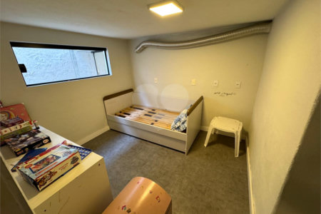 Casa à venda com 4 quartos, sendo 1 suíte, em Jardim das Samambaias, Jundiaí, SP