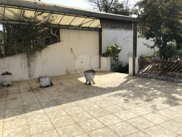 Casa Térrea à venda com 3 quartos, sendo 2 suítes,  em Horto Florestal, São Paulo, SP