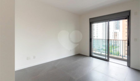 Apartamento à venda com 1 quarto em Vila Uberabinha, São Paulo, SP