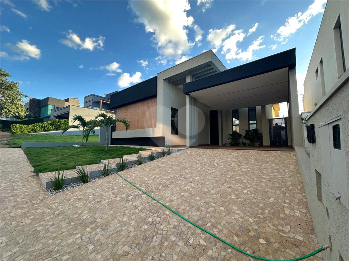 Casa Térrea à venda com 3 suítes no condomínio Residencial Terras de Siena, Ribeirão Preto - SP