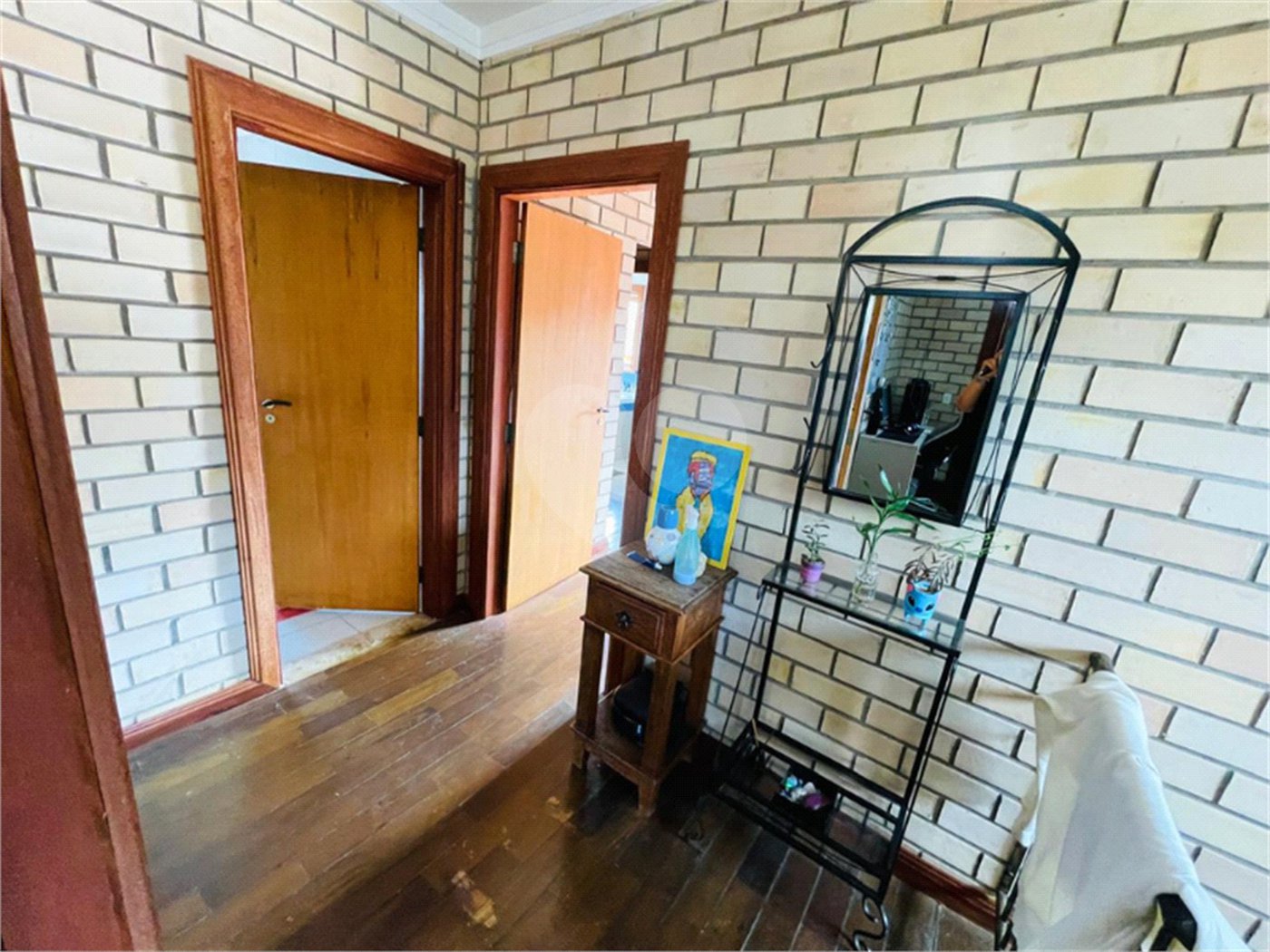 Casa à venda com 3 quartos, sendo 1 suíte,  no condomínio Jardim Ibiti do Paço, Sorocaba - SP