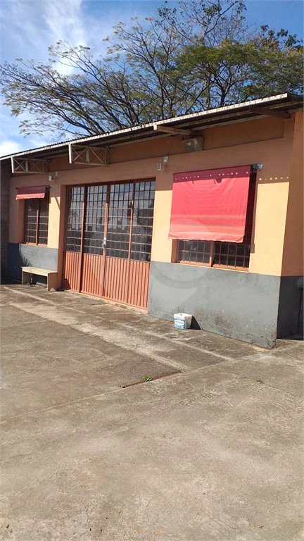 Chácara à venda com 3 quartos, sendo 1 suíte, em Outeiro das Paineiras (botujuru), Campo Limpo Paulista, SP