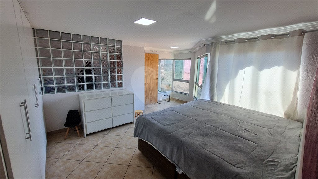 Sobrado à venda com 4 quartos, sendo 1 suíte, em Tremembé, São Paulo, SP