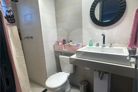 Apartamento à venda com 2 suítes em Jardim Caboré, São Paulo, SP