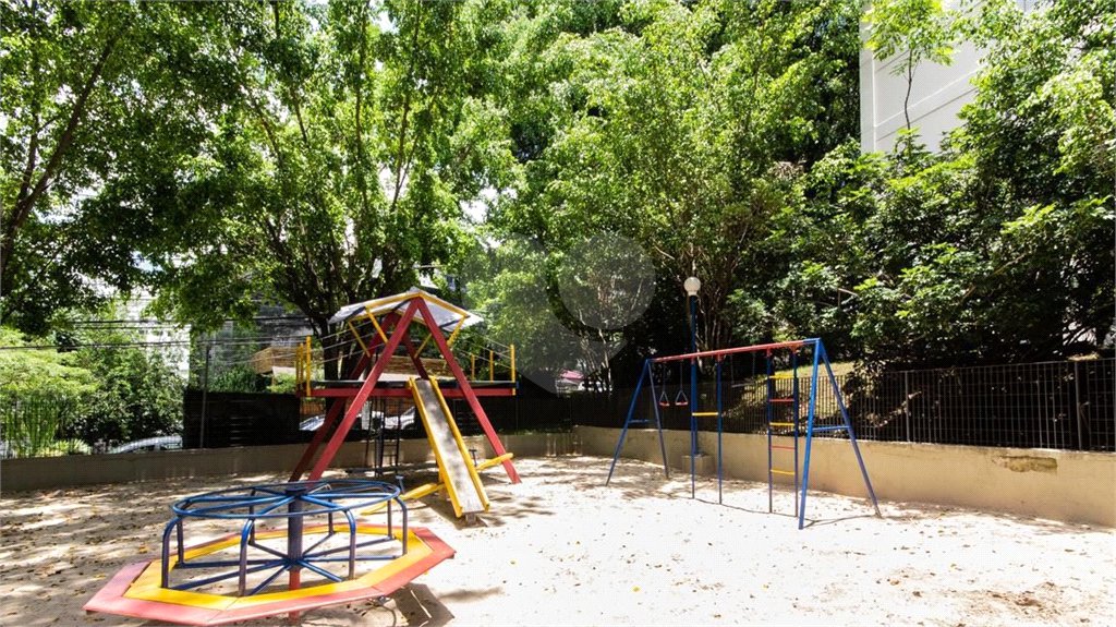Cobertura à venda com 4 quartos, sendo 1 suíte, em Jardim Londrina, São Paulo, SP