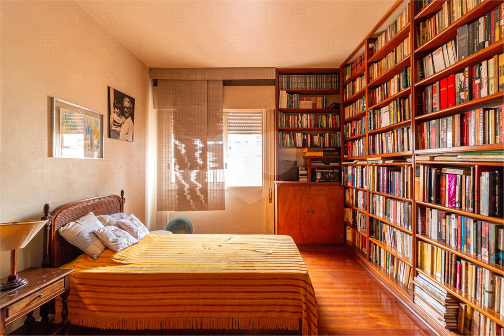 Apartamento à venda com 3 quartos, sendo 1 suíte, em Jardim Paulista, São Paulo, SP
