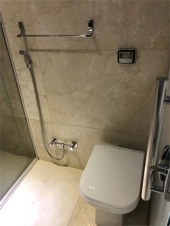 Apartamento à venda com 4 suítes em Vila Suzana, São Paulo, SP