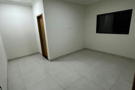 Casa à venda com 3 quartos, sendo 1 suíte,  em Bela Vista da Lagoa, Três Lagoas, MS