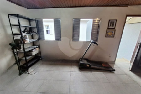 Sobrado com 2 dormitórios com 2 vagas de garagem