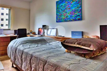Apartamento à venda com 3 quartos, sendo 1 suíte, em Vila Andrade, São Paulo, SP