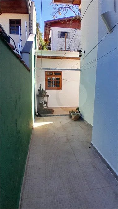 Sobrado à venda com 3 quartos, sendo 1 suíte, em Vila Isabela, Campos do Jordão, SP