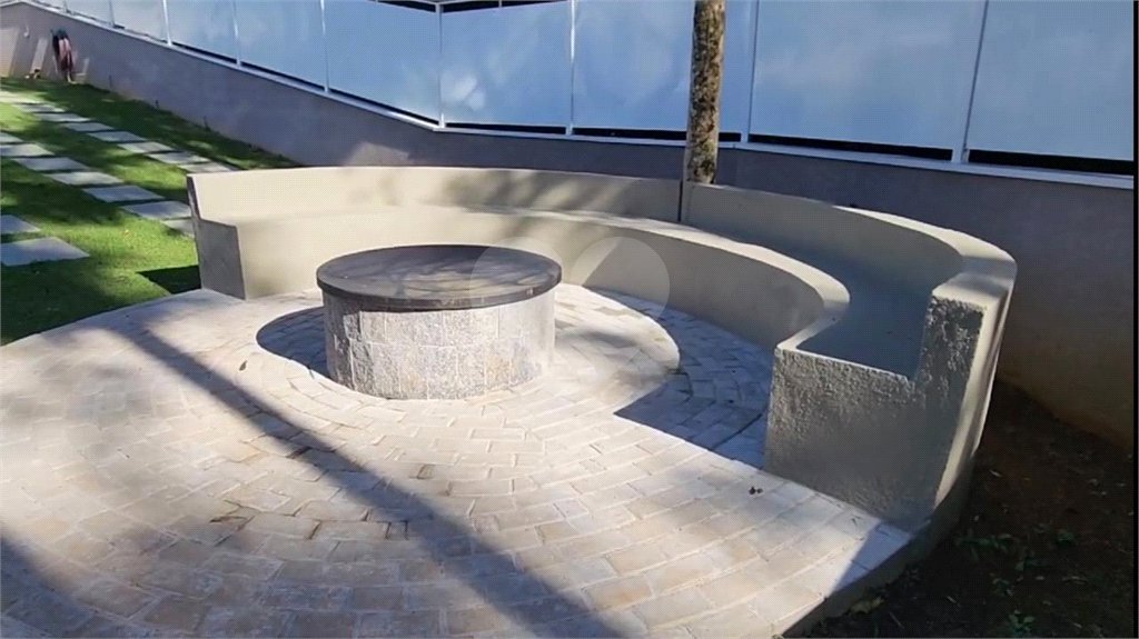 Casa à venda com 4 suítes no condomínio Shambala I, Atibaia - SP