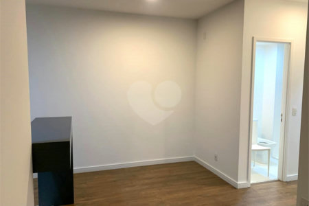 Apartamento à venda com 2 quartos, sendo 1 suíte, em Vila Leopoldina, São Paulo, SP