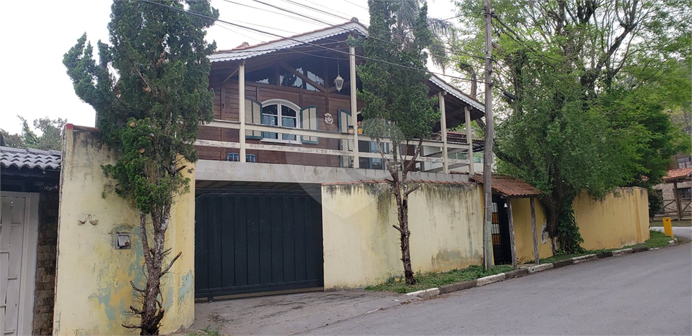 Casa à venda com 4 quartos, sendo 1 suíte, em Serra da Cantareira, Mairiporã, SP