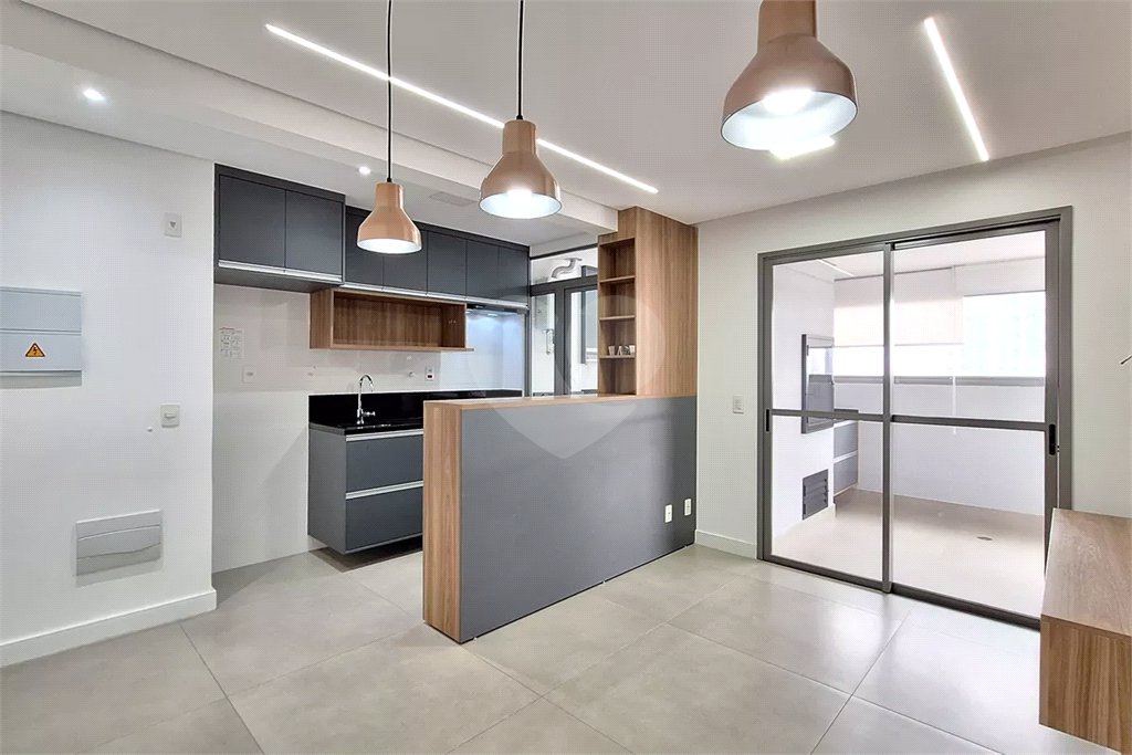 Apartamento à venda com 2 quartos, sendo 1 suíte,  em Barra Funda, São Paulo, SP