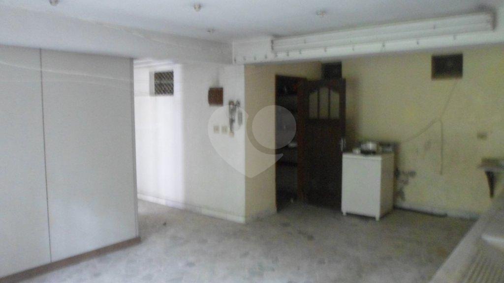 Terreno à venda com 1 suíte no condomínio Chácara Flora, São Paulo - SP