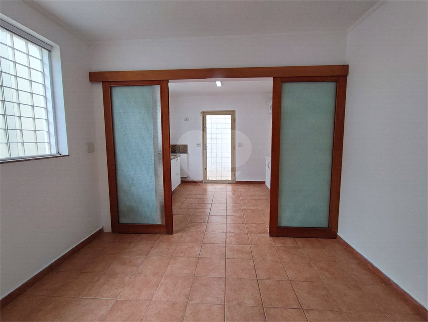 Casa para alugar com 4 quartos, sendo 2 suítes, no condomínio Comendador Elias Zarzur, São Paulo - SP