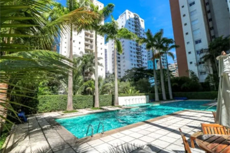 Apartamento para alugar com 3 quartos, sendo 1 suíte, em Vila Olímpia, São Paulo, SP