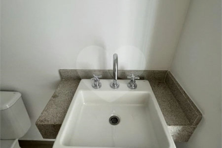 Apartamento à venda com 1 quarto em Moema, São Paulo, SP