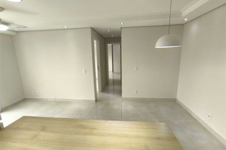 Apartamento à venda com 2 quartos, sendo 1 suíte,  em Jardim Vazani, São Paulo, SP
