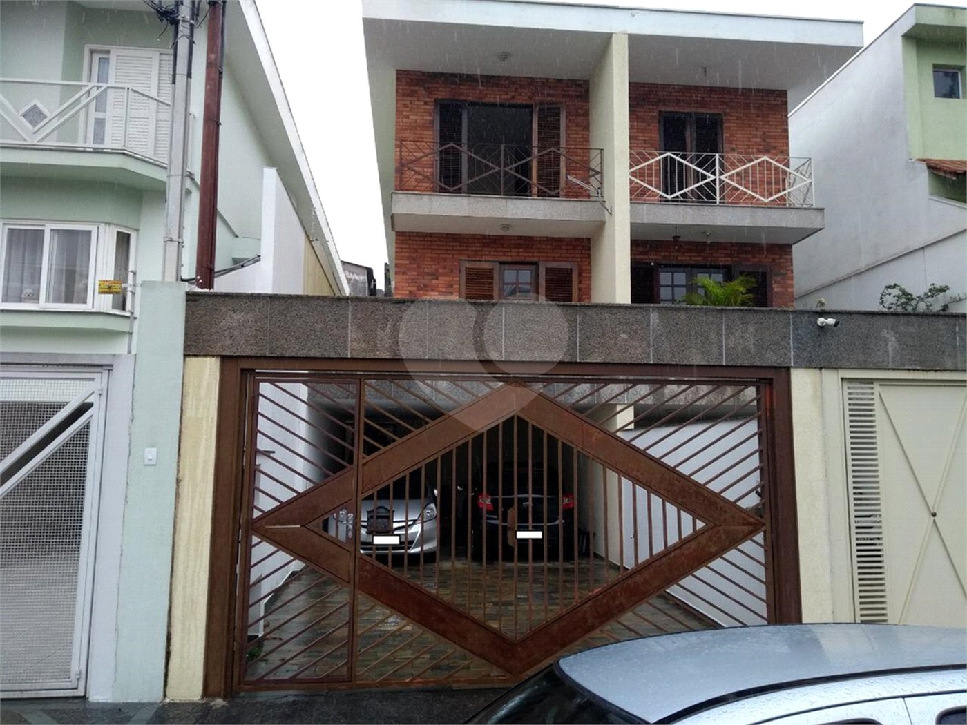 Sobrado à venda com 4 quartos, sendo 2 suítes, em Bosque da Saúde, São Paulo, SP