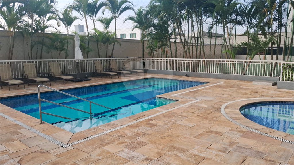 Apartamento à venda com 3 quartos, sendo 1 suíte, em Água Branca, São Paulo, SP