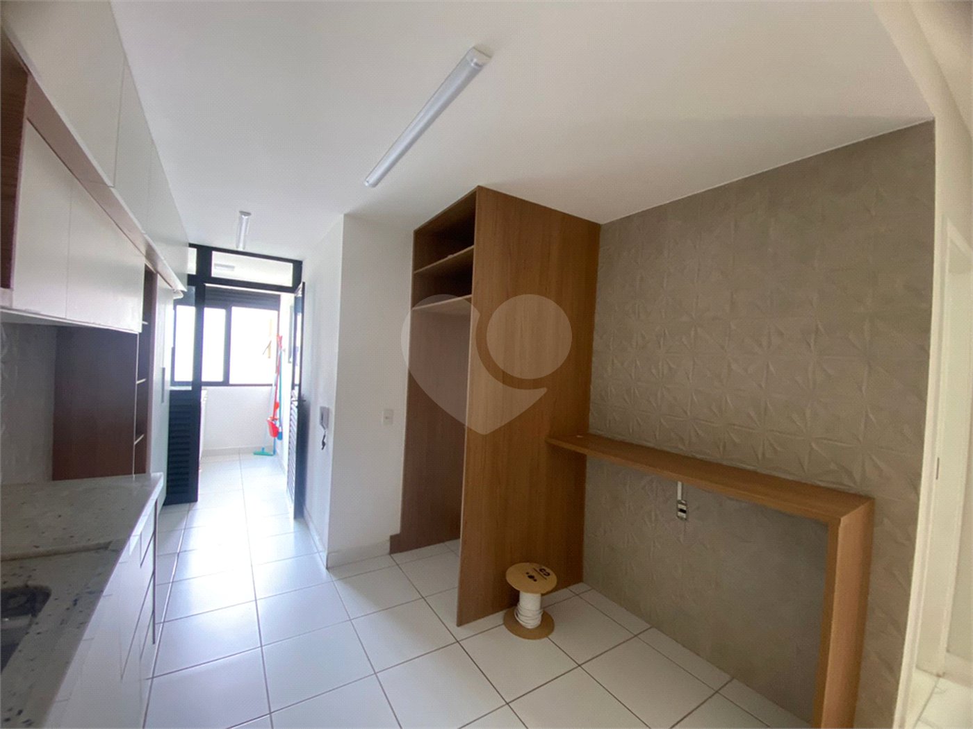 Apartamento à venda com 3 quartos, sendo 1 suíte, em Vista Alegre, Vinhedo, SP