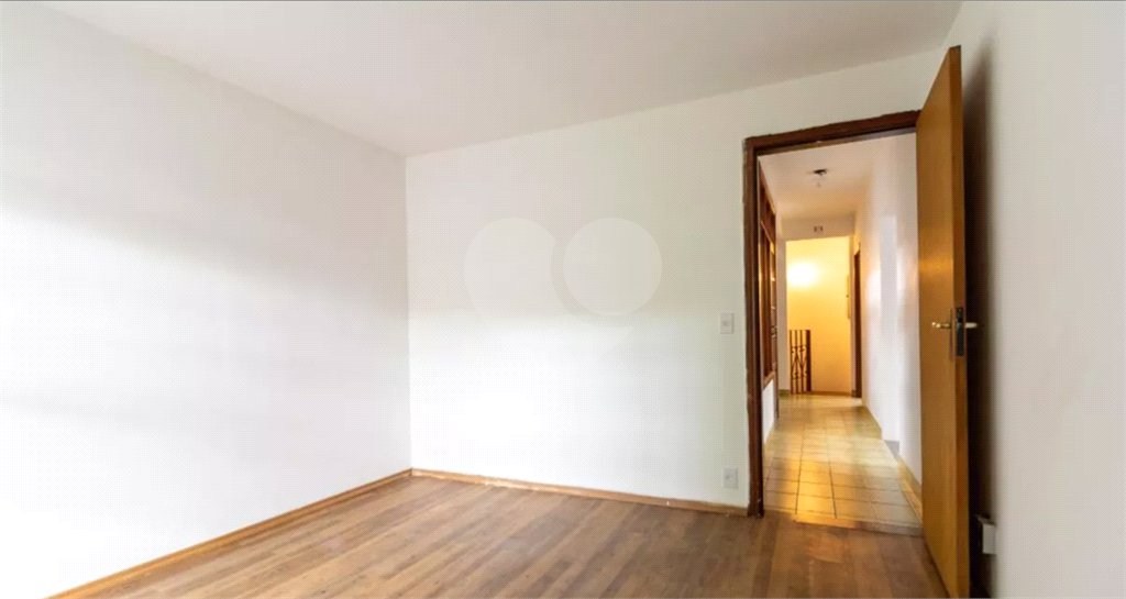 Casa à venda com 4 quartos, sendo 1 suíte, em Vila Tiradentes, São Paulo, SP