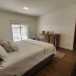 Casa à venda com 6 suítes no condomínio Portal Ouro Verde, Atibaia - SP