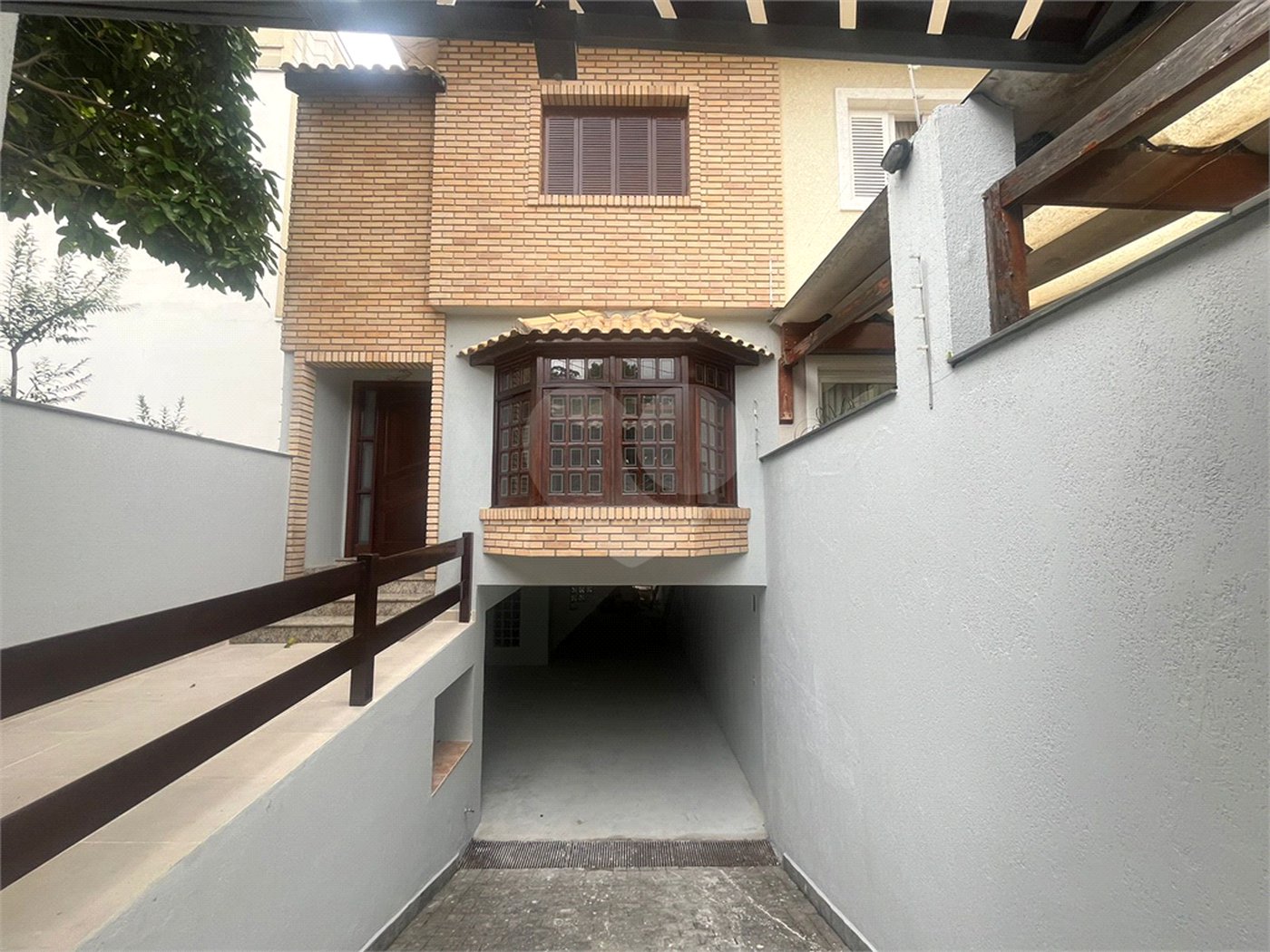 Sobrado à venda com 3 quartos, sendo 1 suíte, em Tremembé, São Paulo, SP