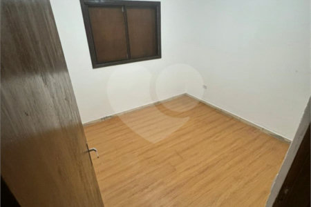Casa para alugar com 2 quartos, sendo 1 suíte, em Jardim Rene, São Roque, SP