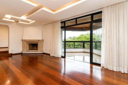 Apartamento à venda com 4 quartos, sendo 2 suítes, em Brooklin Paulista, São Paulo, SP