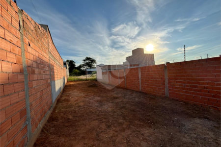 Terreno à venda em Residencial Parque Imperial, Salto, SP