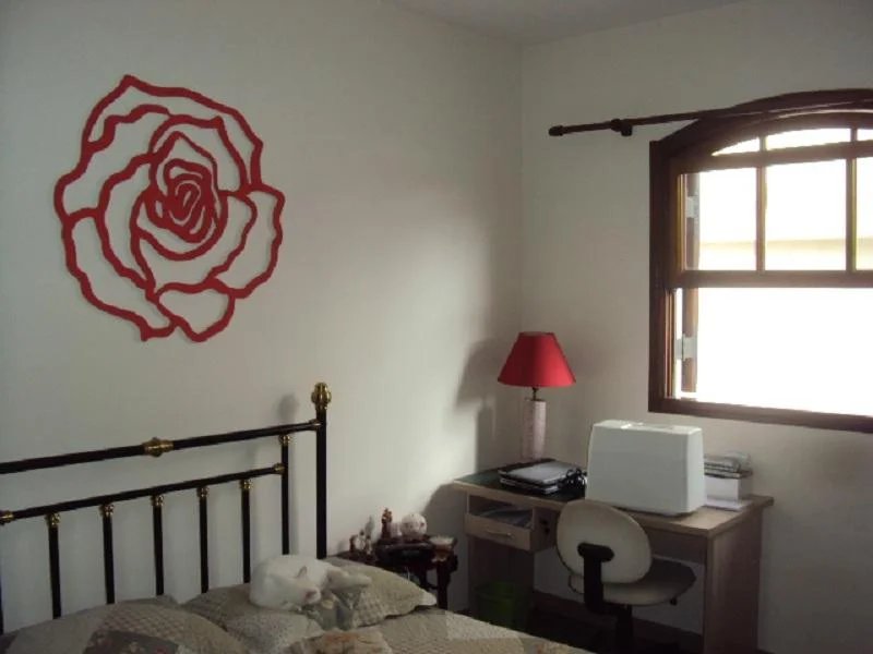 Sobrado à venda com 3 quartos, sendo 1 suíte, em Jardim Pinheiros, São Paulo, SP