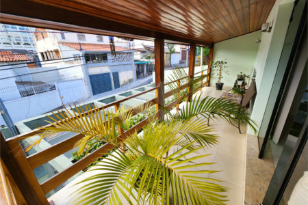 Casa à venda com 4 quartos, sendo 3 suítes,  em Vila Rosália, Guarulhos, SP