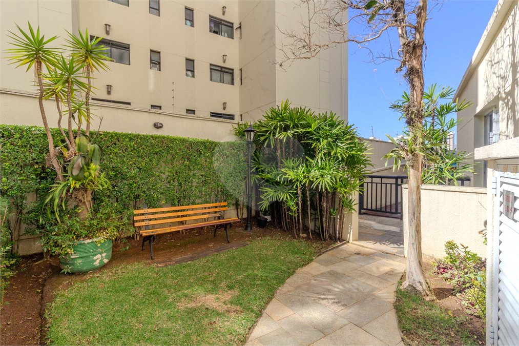 Apartamento à venda com 3 suítes em Vila Ipojuca, São Paulo, SP